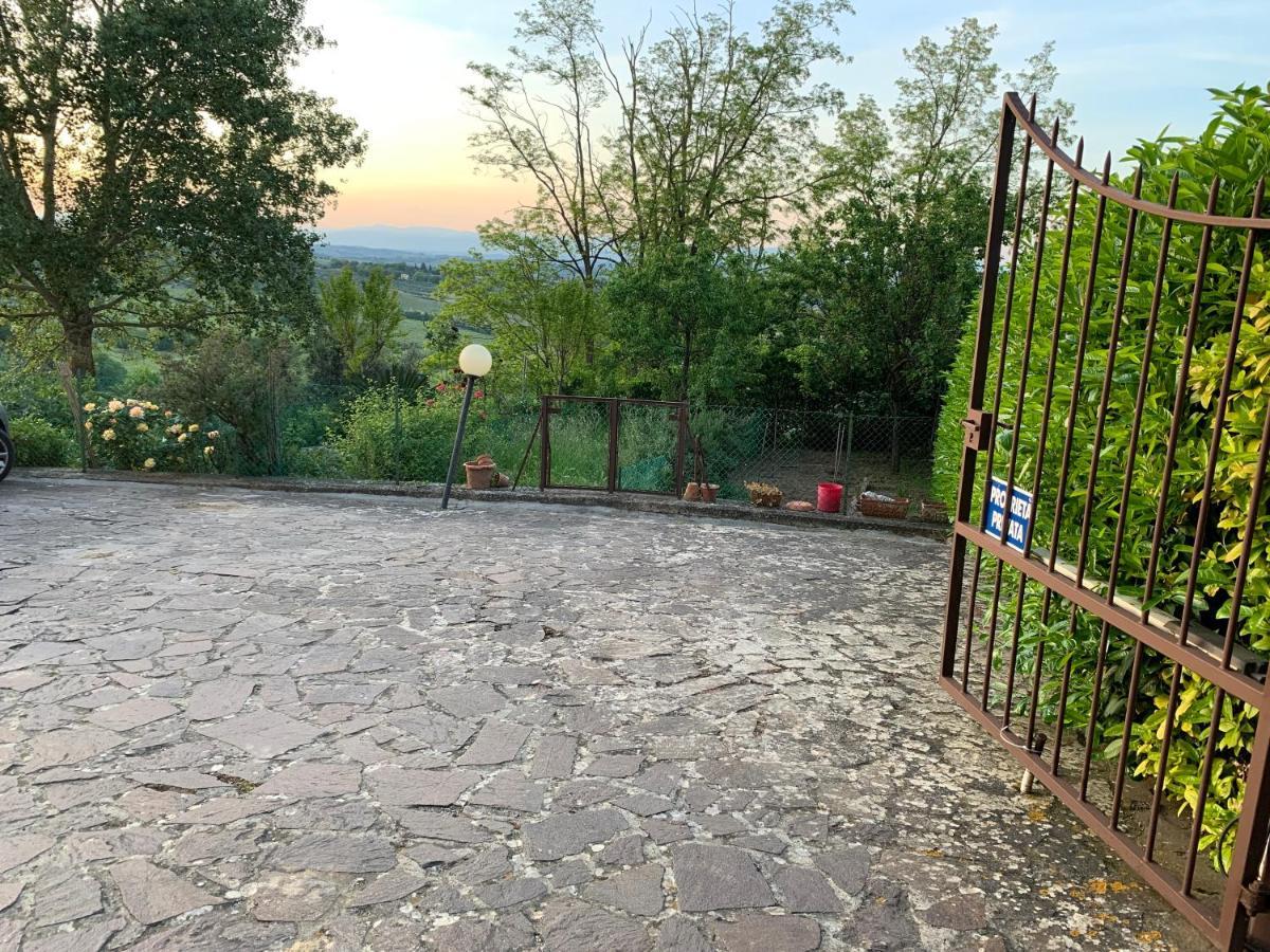 Appartamento Donella Con Parcheggio Privato San Gimignano Exterior foto